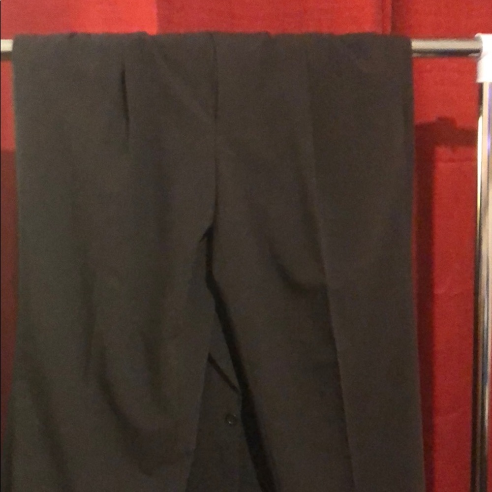 Men’s suit - Picture 9 of 13
